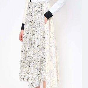 Plan C Frangipani Print Pleated Skirt in Butter IT 42